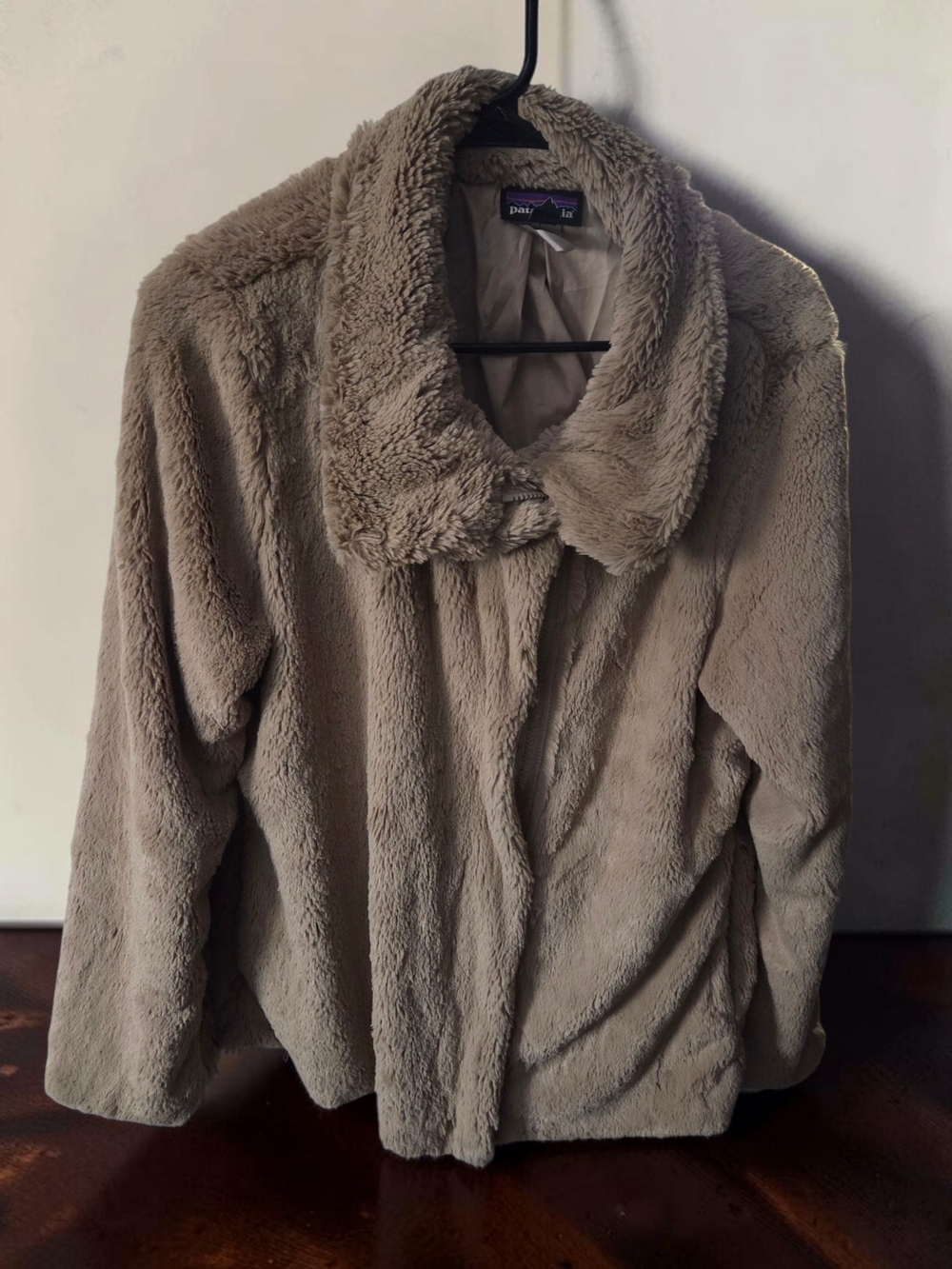 Patagonia Women's Taupe Plush Teddy Jacket
